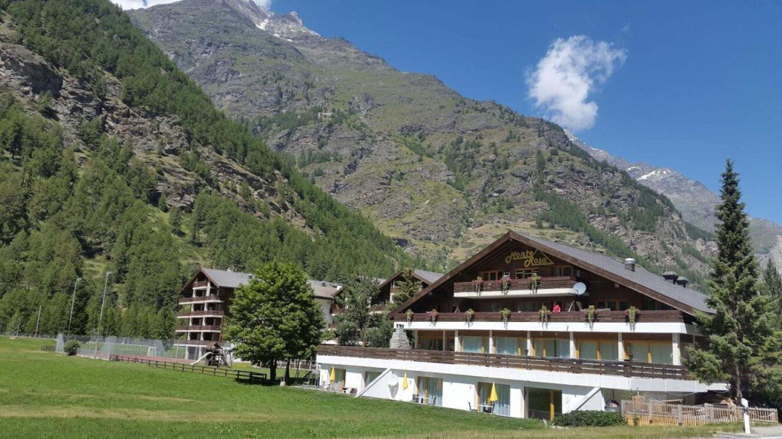 Monte Rosa Taesch, Apartments Mit Wellness Bereich Täsch Exterior foto