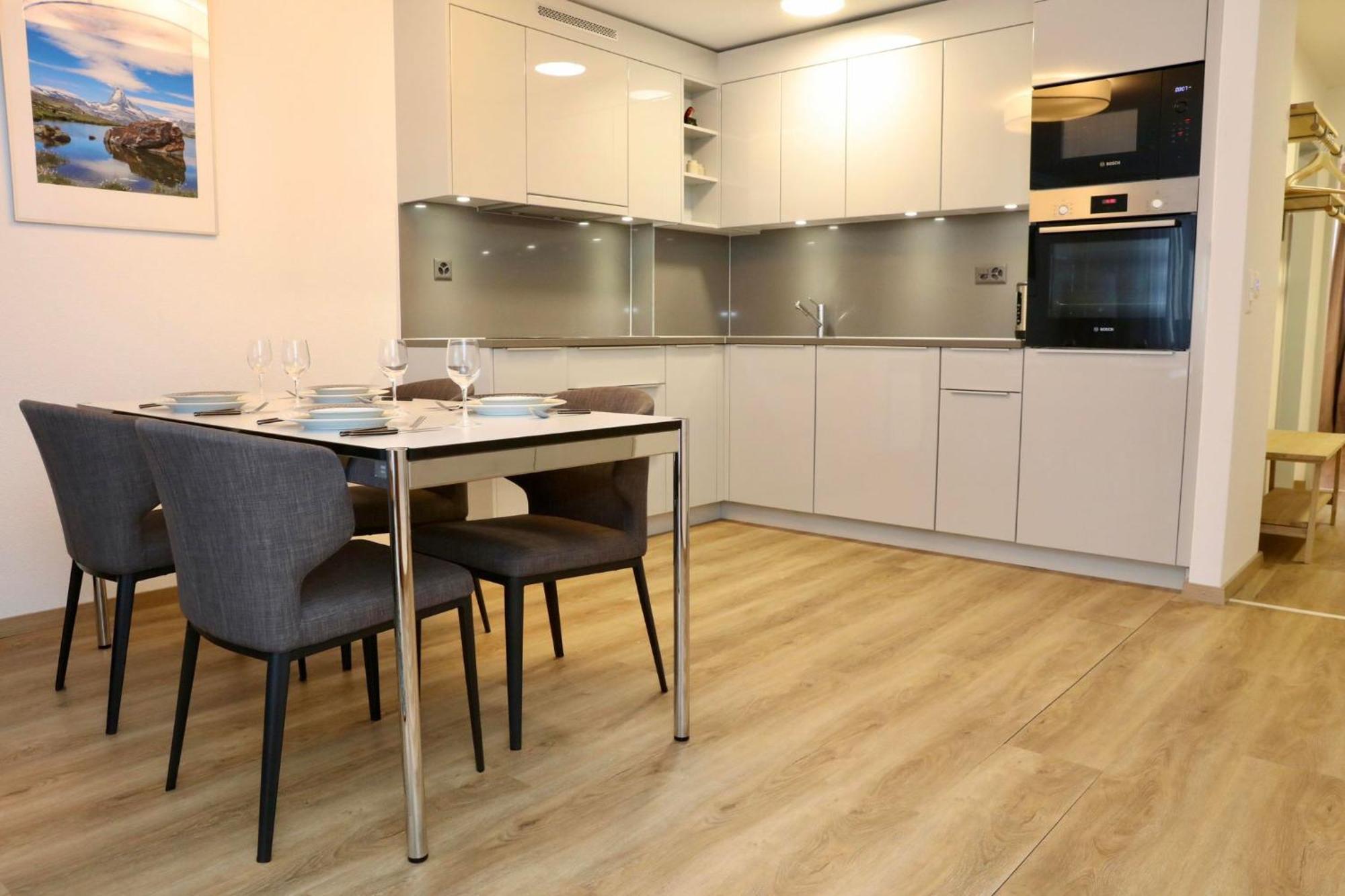 Monte Rosa Taesch, Apartments Mit Wellness Bereich Täsch Quarto foto