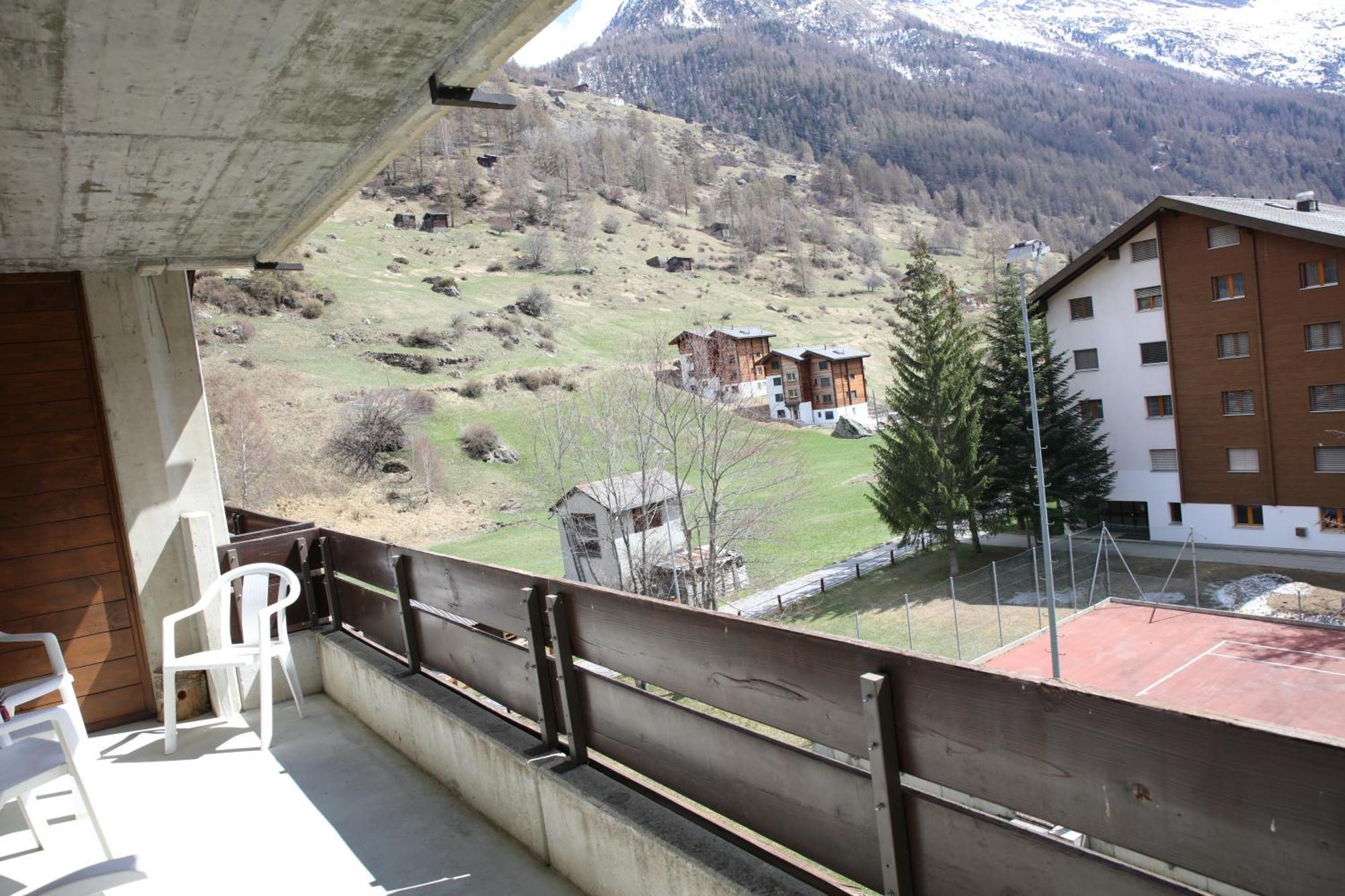 Monte Rosa Taesch, Apartments Mit Wellness Bereich Täsch Exterior foto
