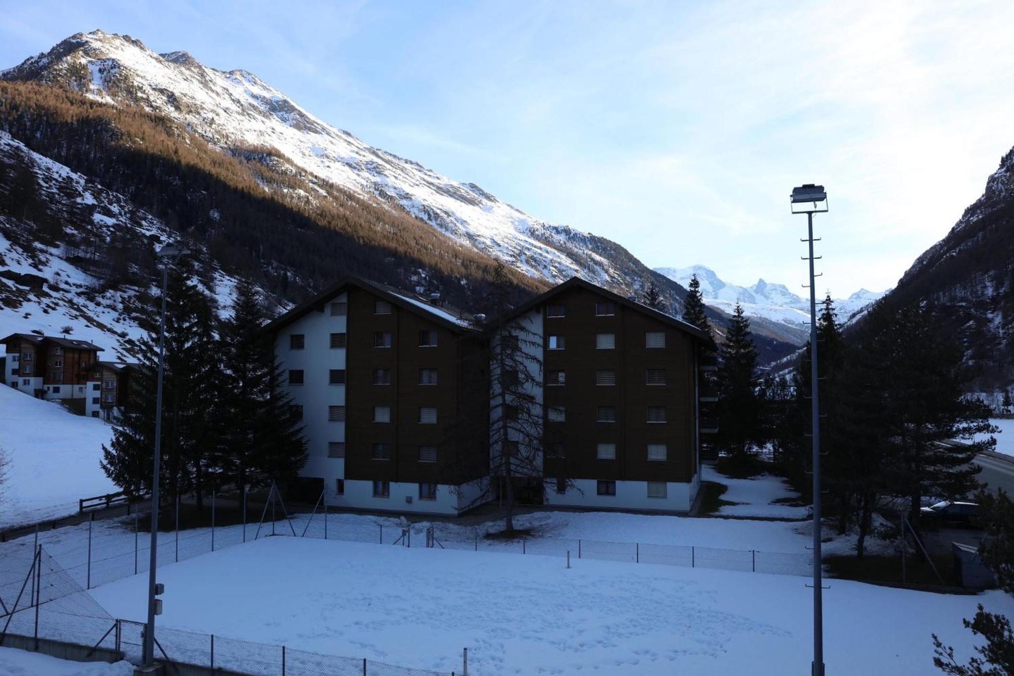 Monte Rosa Taesch, Apartments Mit Wellness Bereich Täsch Quarto foto